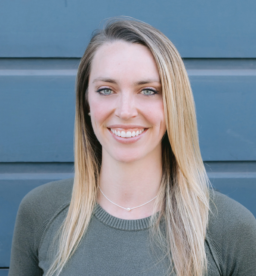 Betsy Farr smiling in her profile headshot